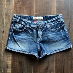 *SOLD* BKE Sabrina Shorts